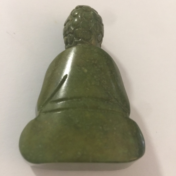 Hand Carved Buddha Pendant with drilled Hole - Picture 13 of 14